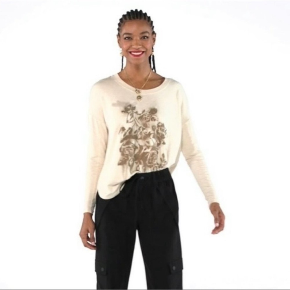 Cabi Airbrush Tee Long Sleeve Spray-Painted Floral Design Medium
